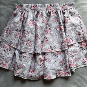 (3 for 15) Boutique skirt / size M/L